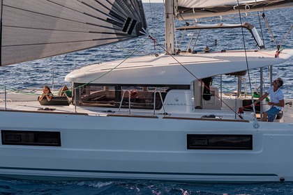 Verhuur Catamaran  Lagoon 40 Kaštel Gomilica