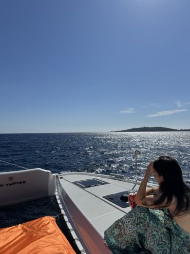 Αιάκειο Catamaran BENETEAU EXCESS 14 alt tag text