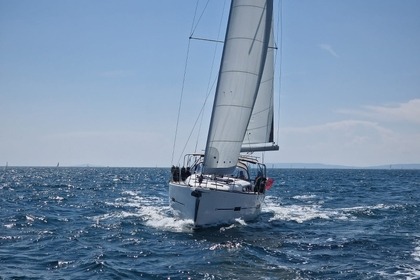 Charter Sailboat Dufour Dufour 460 Gl Le Grau-du-Roi