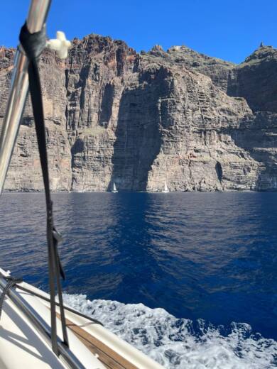 Acantilados de Los Gigantes Motorboat Gobbi Atlantis 47 alt tag text