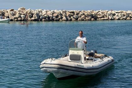 Czarter Ponton RIB Bombardier Bombardier Marsylia