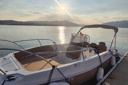 Miete Motorboot Cantiere Nautico Speedy S.C Cayman 585 Tivat