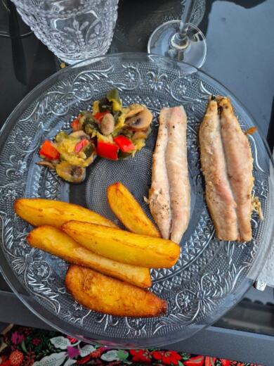 La Rochelle Motorboat Quicksilver 675 PilotHouse alt tag text