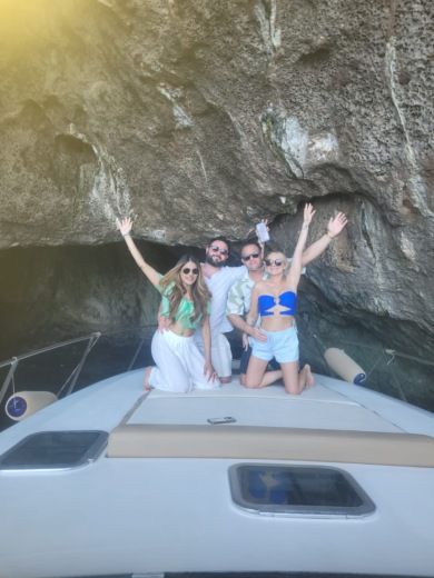 Capri Motorboat Cranchi Cranchi Mediteranee 40 alt tag text