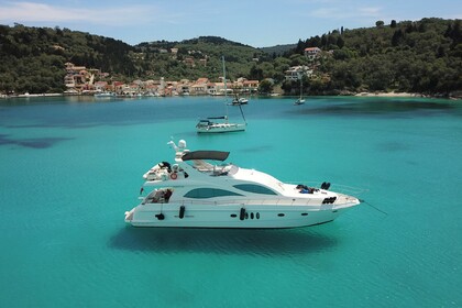 Location Yacht Gulf Craft Majesty 66 Corfou