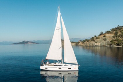 Charter Sailboat Bavaria Bavaria C42 Fethiye