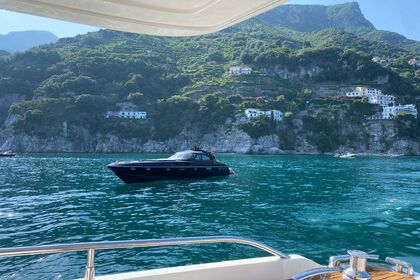 Noleggio Barca a motore Rizzardi Cr 63 Top line Amalfi