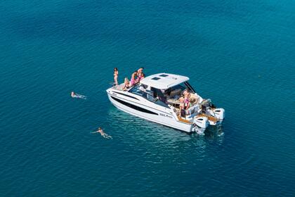 Verhuur Motorboot Aquila Yachts Aquila 32 Pula