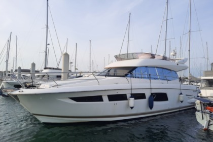 Hire Motorboat Beneteau Prestige 500 Pornichet