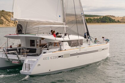 Hyra båt Katamaran  Lagoon 450 Sport Aten