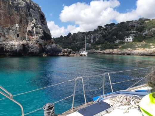 Μασσαλία Sailboat BENETEAU OCEANIS 40 alt tag text