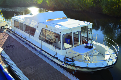 Rental Houseboats Custom Espade Concept Fly (Languimberg) Pontailler-sur-Saône