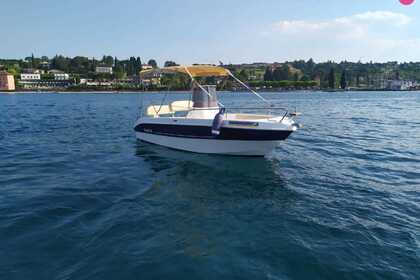 Hire Motorboat MINGOLLA CANTIERE NAUTICO BRAVA 18 - SENZA SKIPPER Sirmione