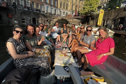 Verhuur Motorboot Seafury 700 Utrecht