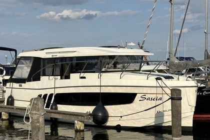 Alquiler Yate a motor Delphia 1150 Yoyage Brandemburgo