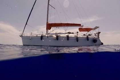 Charter Sailboat Beneteau Cyclades 43.3 Valletta