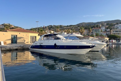 Miete Motorboot Cranchi 47 Méditerranée Saint-Tropez