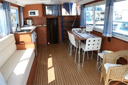 Verhuur Woonboot De Drait Safari Houseboat 1200 Drachten