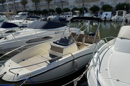 Hire Motorboat Quicksilver Activ 605 open Martigues