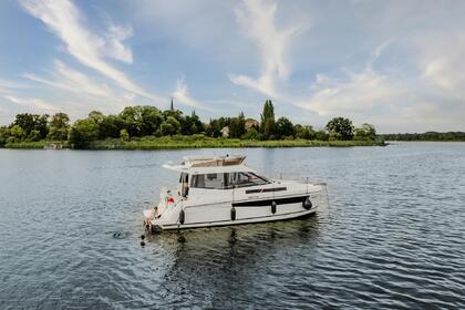 Aluguel Casa Flutuante Yachts Export Flybridge 989 Werder