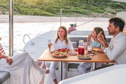 Location Catamaran  Lagoon 38 - 3cab Cugnana Verde