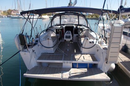 Charter Sailboat Dufour Yachts Dufour 382 GL - 3 cab. Elba