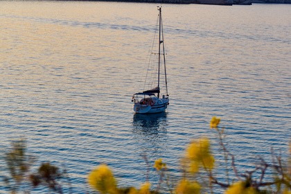 Charter Sailboat furia 1000 1000 Sant Antoni de Portmany