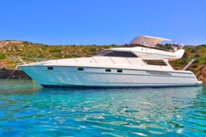 Charter Motorboat Princess 60 Göcek