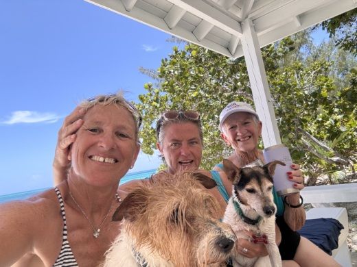 Nassau Motorboat hurricane Fundeck alt tag text