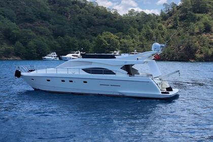 Charter Motorboat Ferretti 53 Kemer