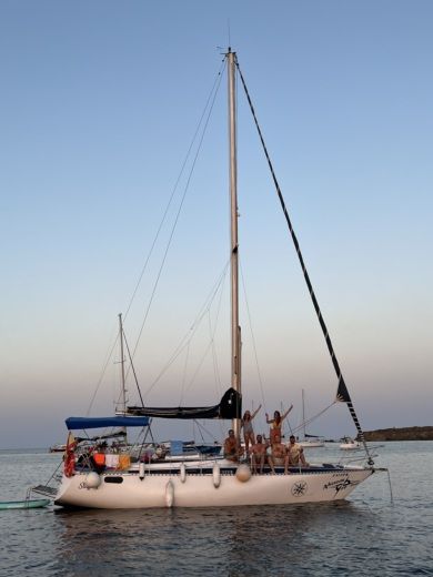 Alicante Sailboat Mariola Aquadrac alt tag text