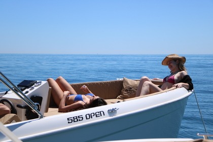 Charter Motorboat MARETI 585 OPEN Mataró