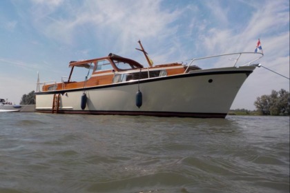 Verhuur Motorboot Mulder Super Favorite Kruiser Dokkum
