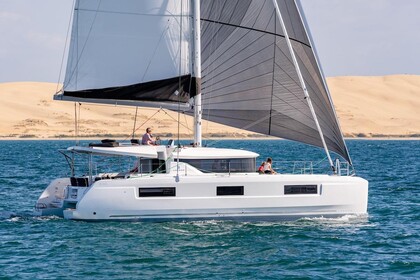 Hire Catamaran  Lagoon 46 Le Marin