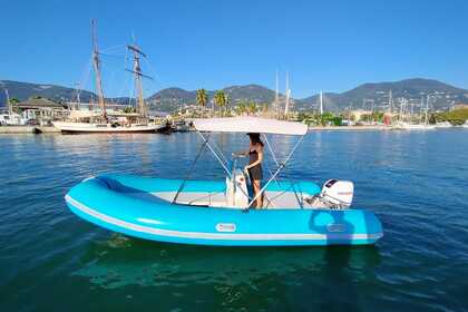 Hyra båt Båt utan licens  Capelli Lancer La Spezia