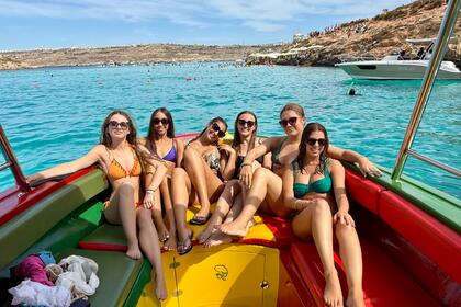 Hire Motorboat coronet motoring Malta