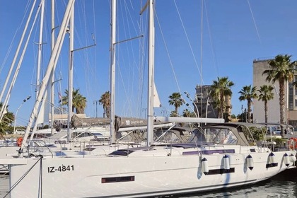 Noleggio Barca a vela  Dufour 530 Cagliari