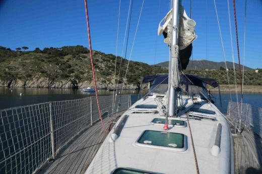 Canet-en-Roussillon Sailboat Beneteau OCEANIS 39.3 alt tag text