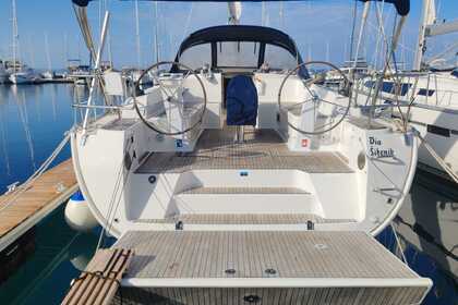 Hire Sailboat Bavaria Bavaria Cruiser 46  Drage, Pakoštane
