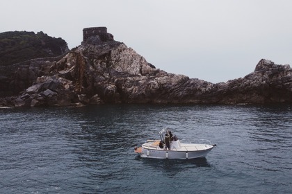 Noleggio Barca a motore Mimi Libeccio 6,8 Portovenere