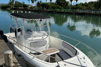 Charter Motorboat Jeanneau Cap Camarat 7.5 Cc Les Trois-Îlets