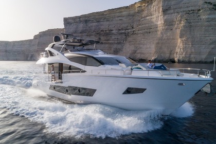 Charter Motorboat Sunseeker 86 Yacht Saint Julian's