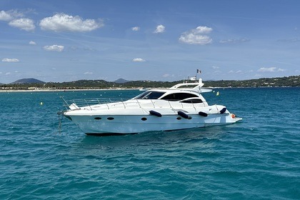 Charter Motorboat innovazione e progetti Alena 48 Sainte-Maxime