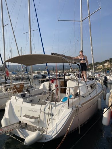 Saint-Cyr-sur-Mer Sailboat JEANNEAU SUN ODYSSEY 30I alt tag text
