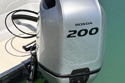 Charter Motorboat Ranieri Voyager 22 Limited edition Nin