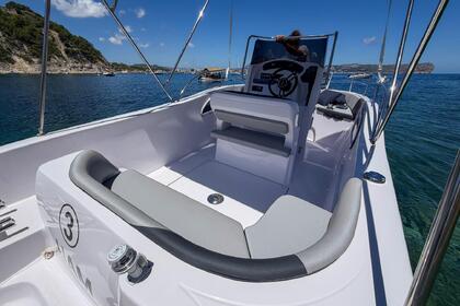 Hyra båt Motorbåt Bluline 21 Denia