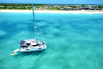 Location Catamaran Fountaine Pajot Lucia Jolly Harbour