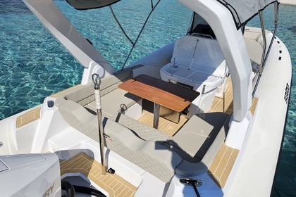 Rental RIB Salpa 26 Porto-Vecchio