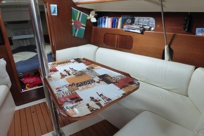 Location Voilier BENETEAU OCEANIS 321 Pointe-à-Pitre