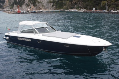 Miete Motorboot Itama 38 Capri